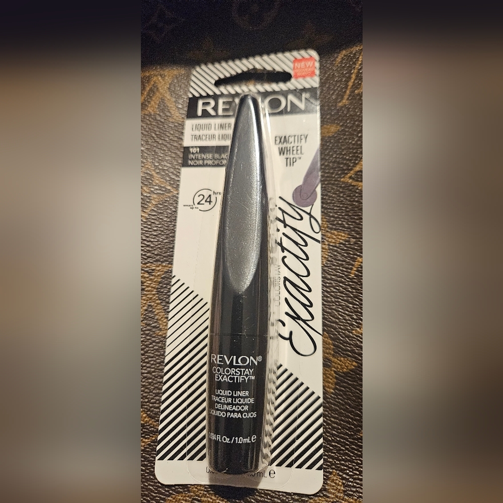 Revlon Intense Black Liquid Liner 101 With Exactify Wheel Tip
